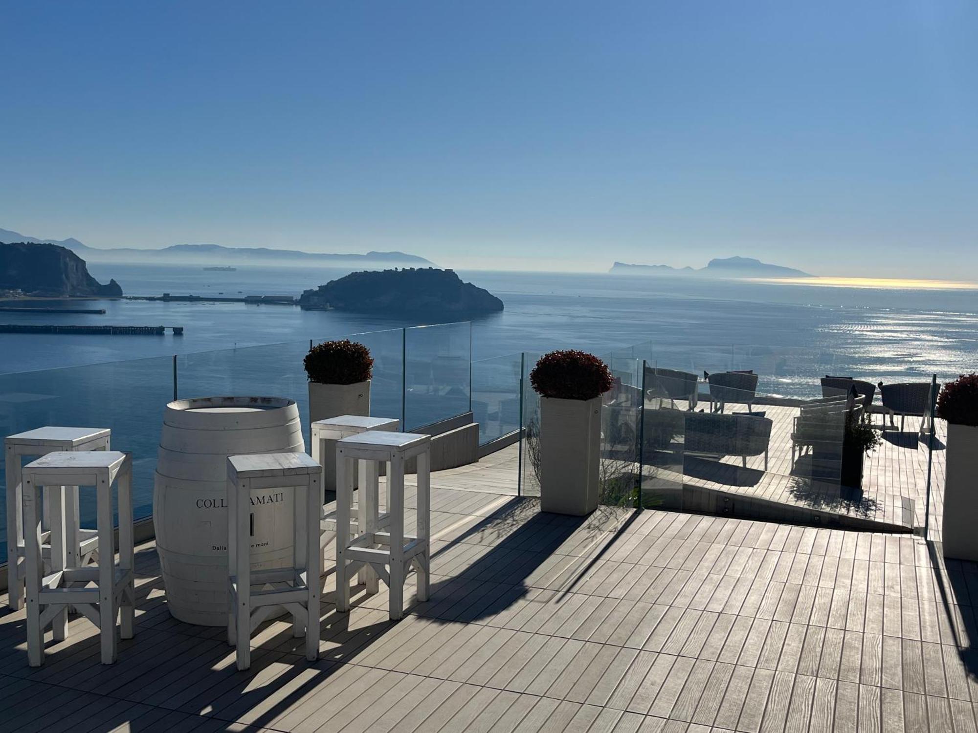 Holiday Home Un Posto Solare Neapol Zewnętrze zdjęcie